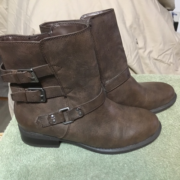 Ladies Vegan Boots Size 6.5M - Picture 2 of 3